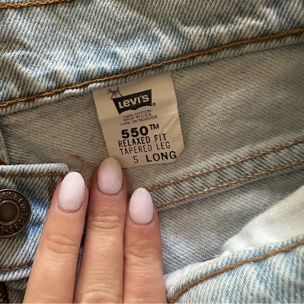 VINTAGE LEVI JEANS (550s) - Picture 4 of 4